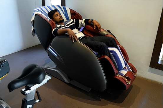 Services & Amenities